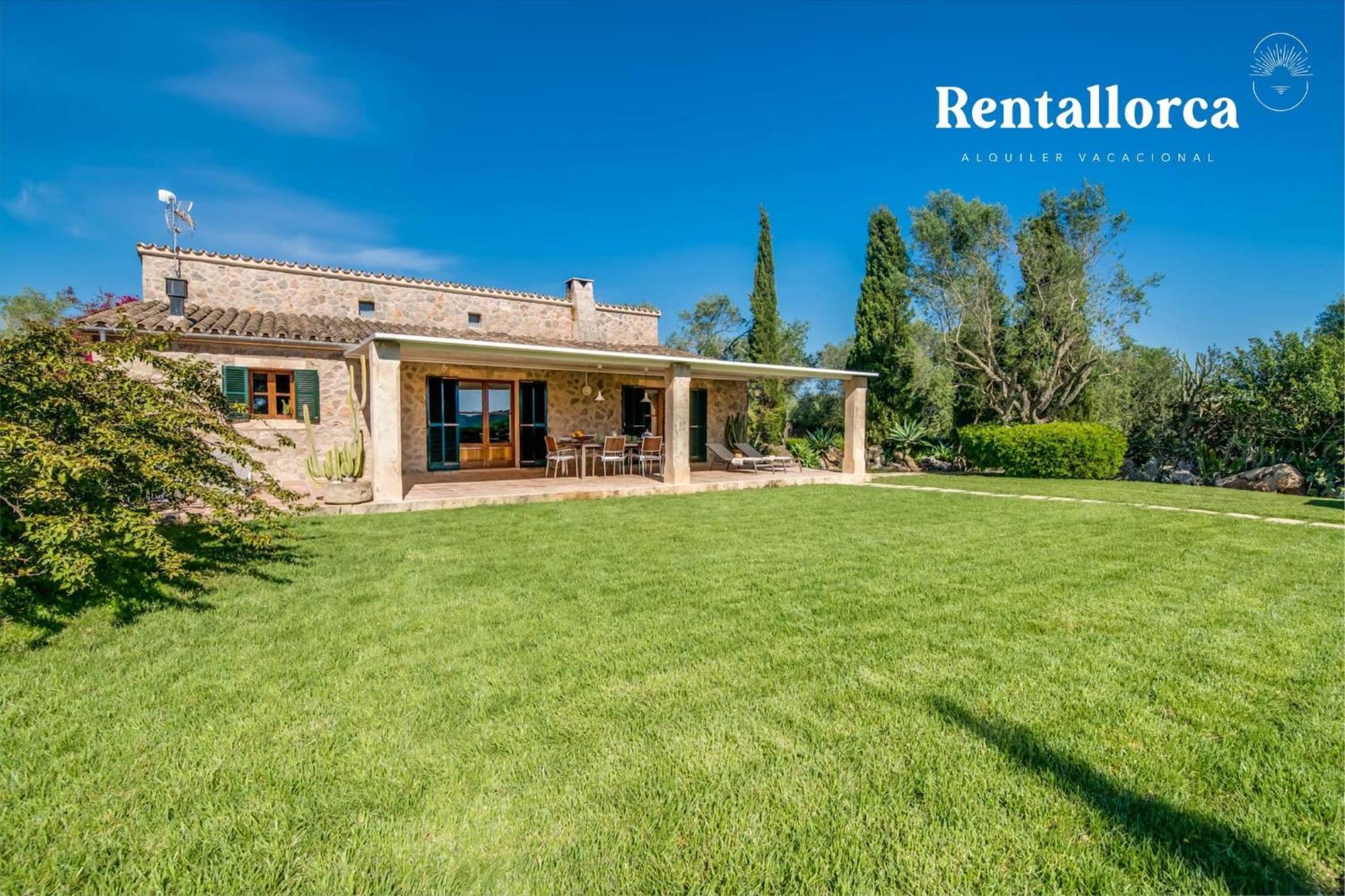 Finca Fontana-rentallorca Casa rural María de la Salud